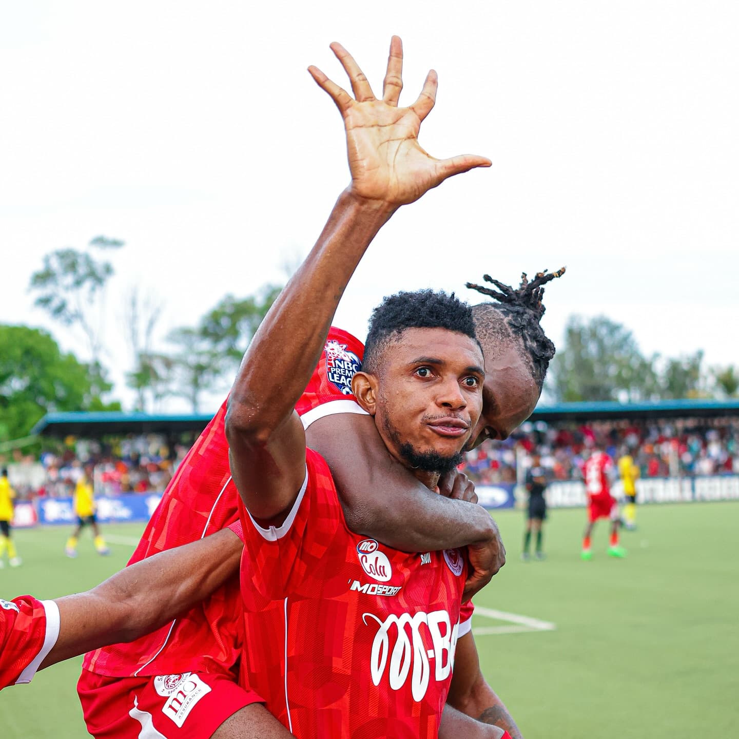 HAWA HAPA MASTAA WATAKAO ACHWA SIMBA MSIMU HUU