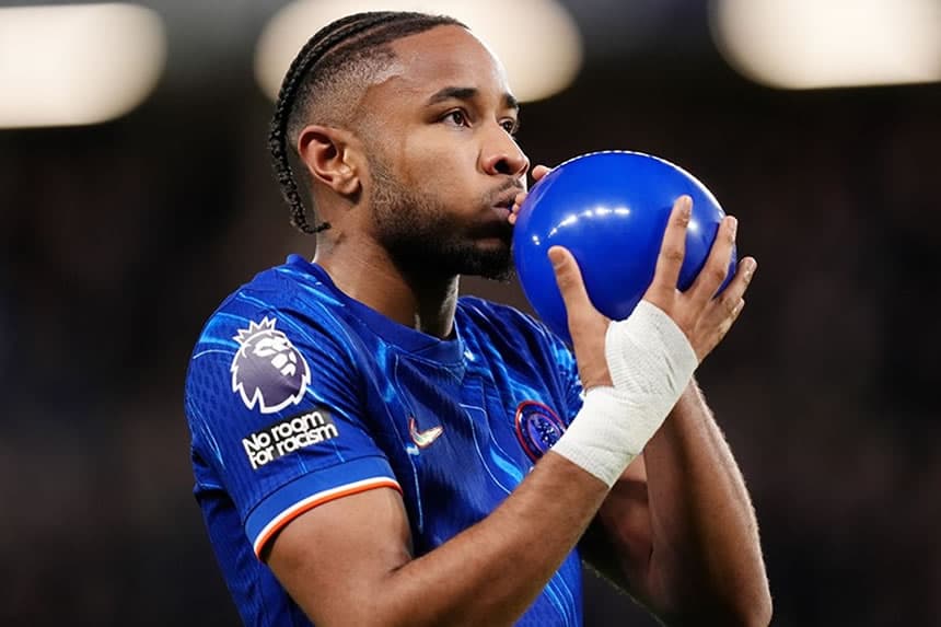 NKUNKU ASAINIWA RASMI AC MILAN KWA DAU KUBWA