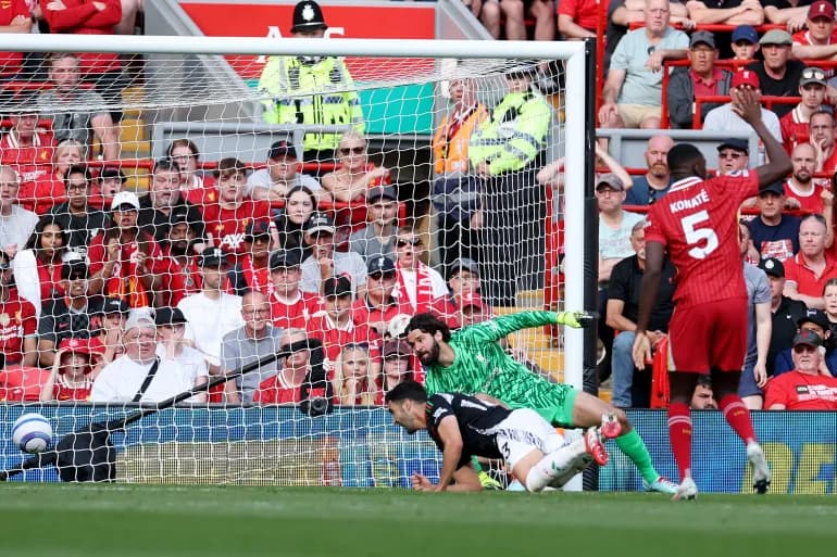 LIVERPOOL, ARSENAL AU CITY? VITA YA KILELENI YACHUKUA KASI MAPEMA