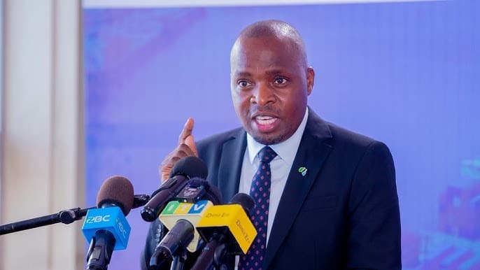 GERSON MSIGWA AKANUSHA TAARIFA ZA UWANJA WA MKAPA KUFUNGIWA MIEZI 6