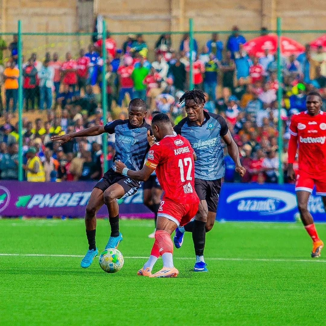 Refa Aliyeinyima Singida Penati Dhidi ya Simba Afungiwa Mizunguko Mitatu
