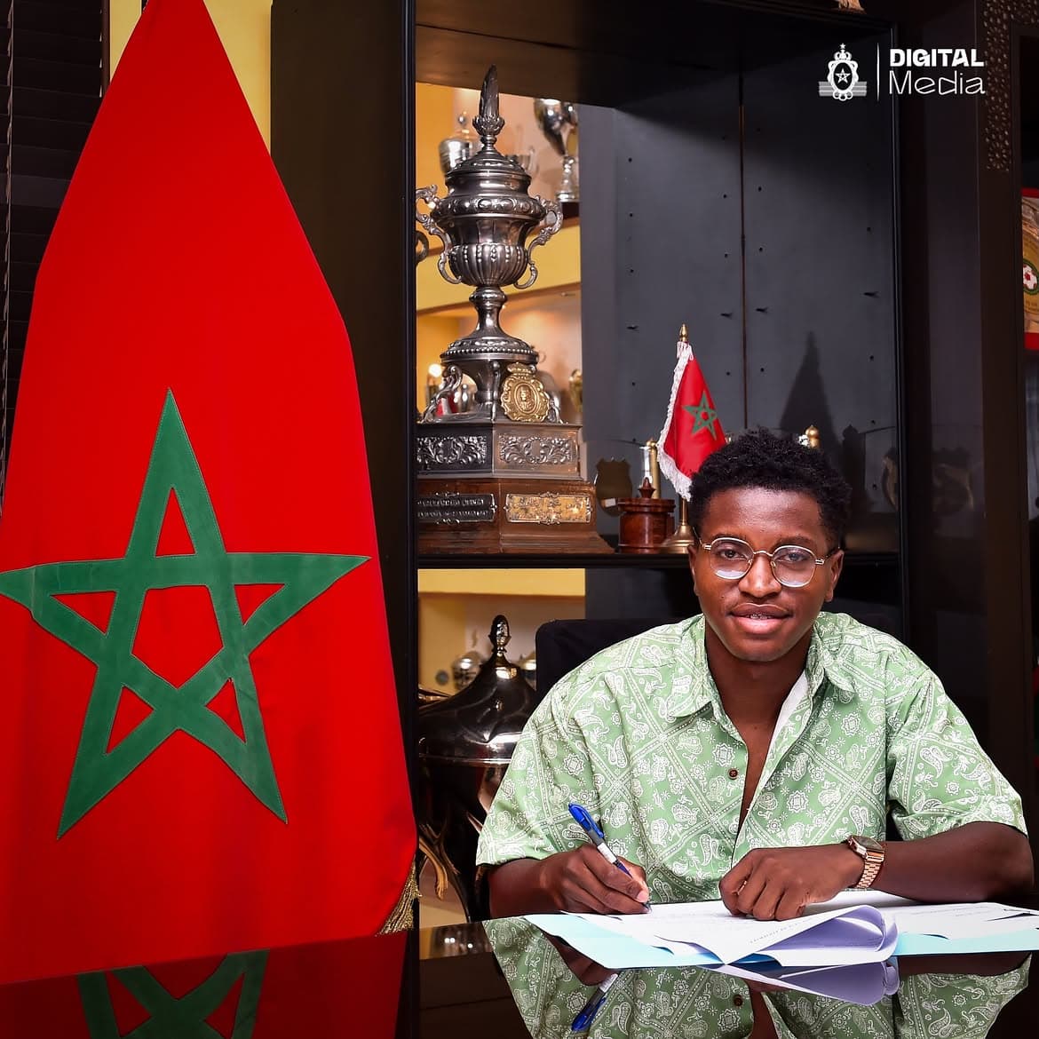 Allan Okello Asajiliwa Rasmi AS FAR Rabat