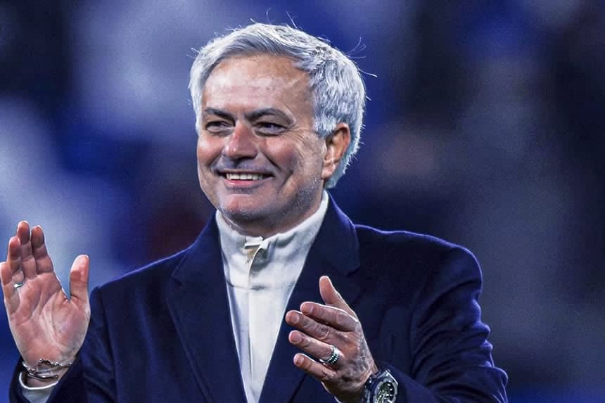 MOURINHO AINGIZA BILIONI 300 KWA KUFUKIZWA