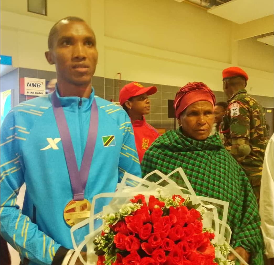 MSHINDI WA MARATHON, SAJENTI SIMBU APOKELEWA KISHUJAA NCHINI
