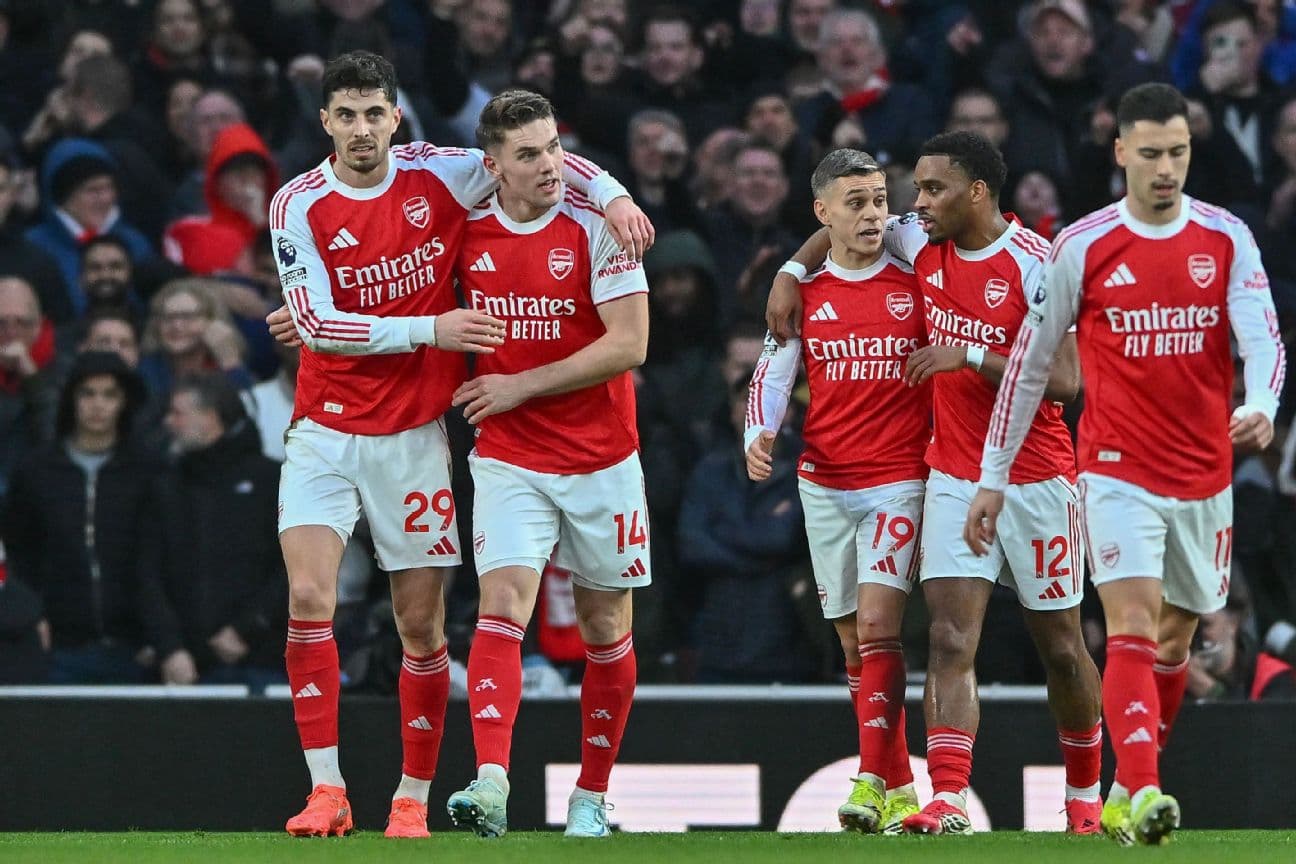 IFIKE MAHALA TUKUBALIANE KUWA ARSENAL BINGWA