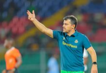 MAJERUHI YAWALAZIMISHA PEDRO KUBADILI KIKOSI YANGA